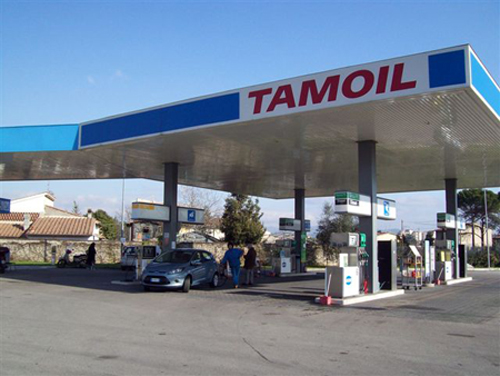 stazione di servizio tamoil benzina gasolio gpl pasticche frenicambio olio filtri