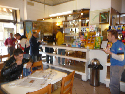 GREEN HOUR BAR